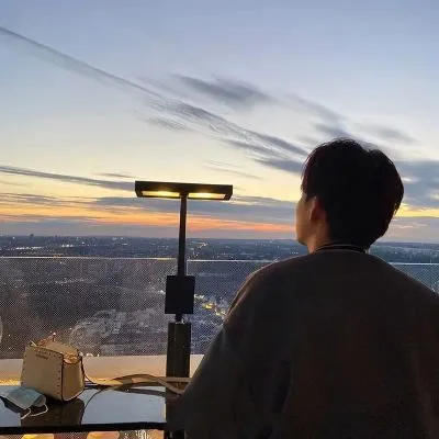 德学院-最专业的华人德州扑克学习与策略分享社区