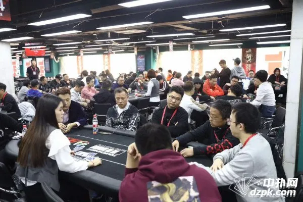 德学院-最专业的华人德州扑克学习与策略分享社区